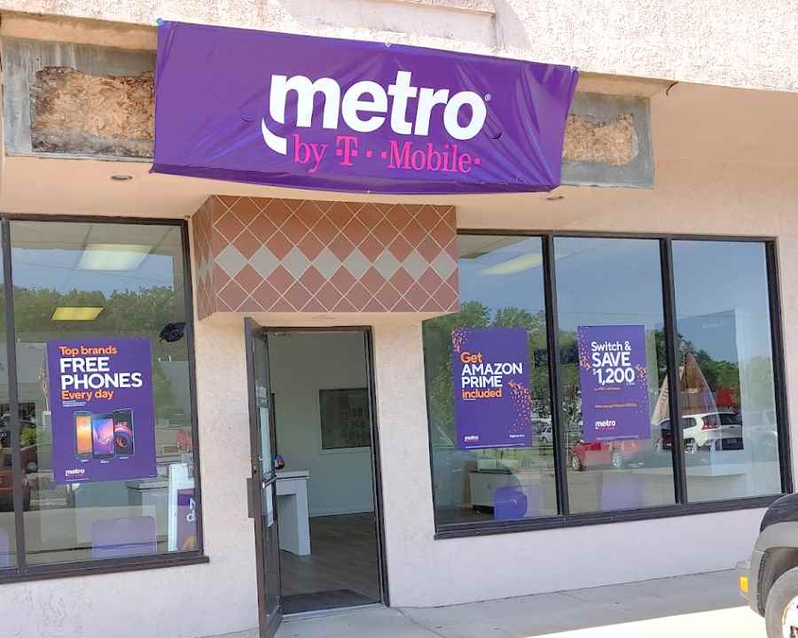 Metro By T-Mobile Storefront Seen In KS 5-16-19, Photo Via Wave7 Research