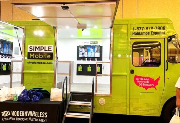 Simple Mobile Wins Wave7 Research 3Q21 Dealer Survey (Photo By Wave7 Research)