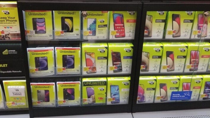 Straight Talk Wireless Display At Local To BestMVNO Area Walmart